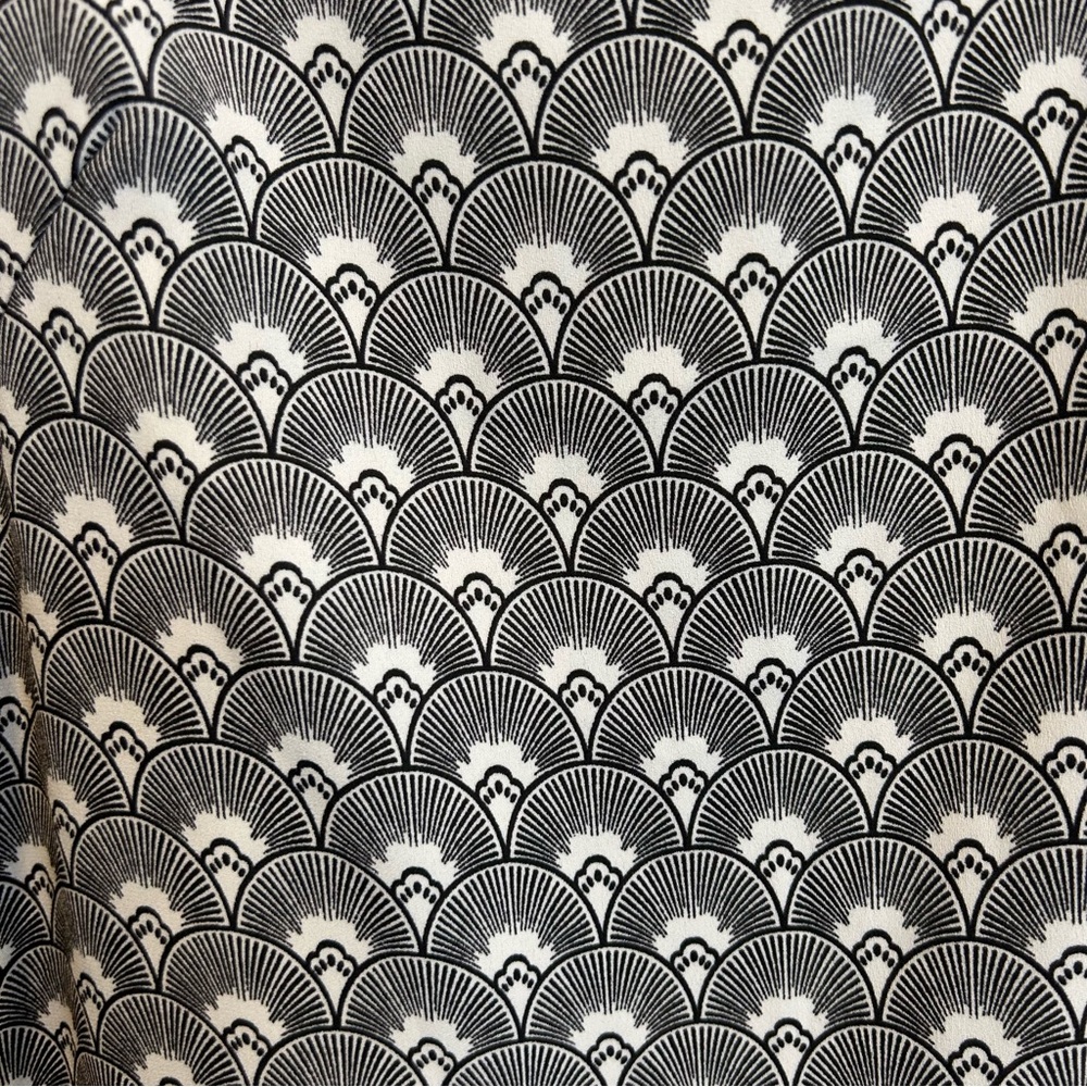 H&M Art Deco Print Sleeveless Shift Dress White Black - Picture 2 of 4